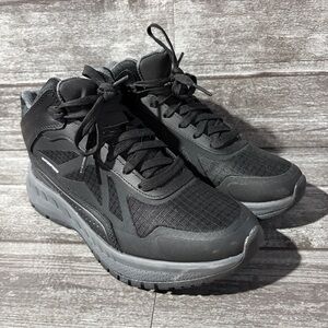 Ozark Trail Black Youth Boots - Size 6